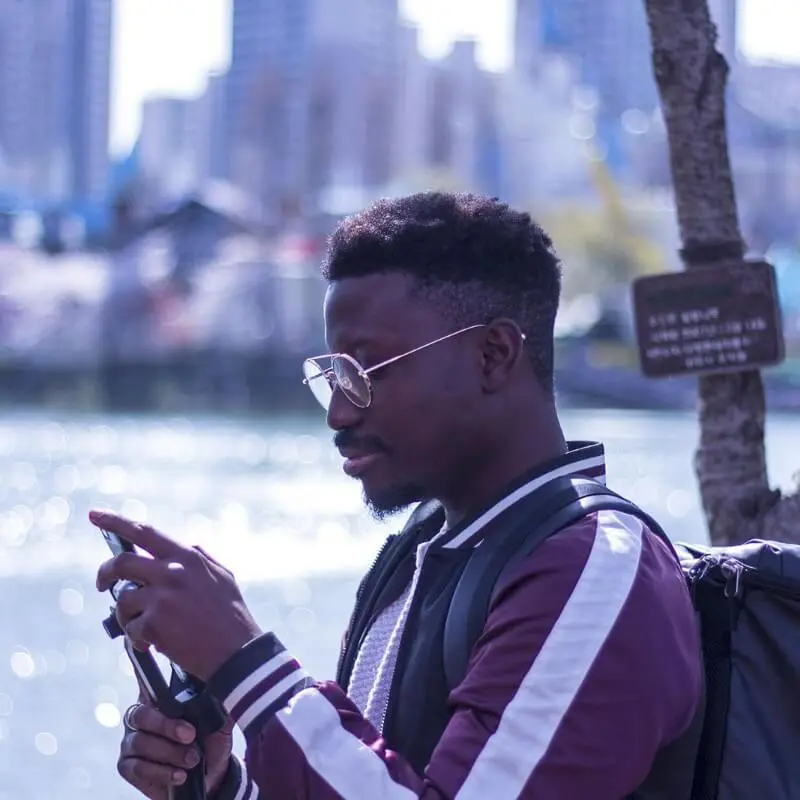 Ariel D., développeur freelance